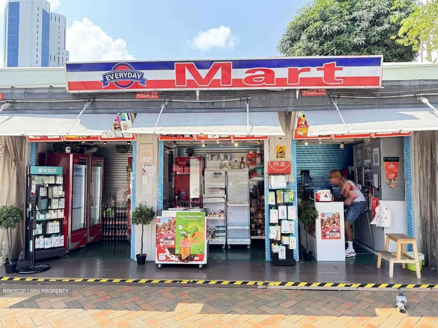 Lucky Chinatown (D1), Retail #576254121